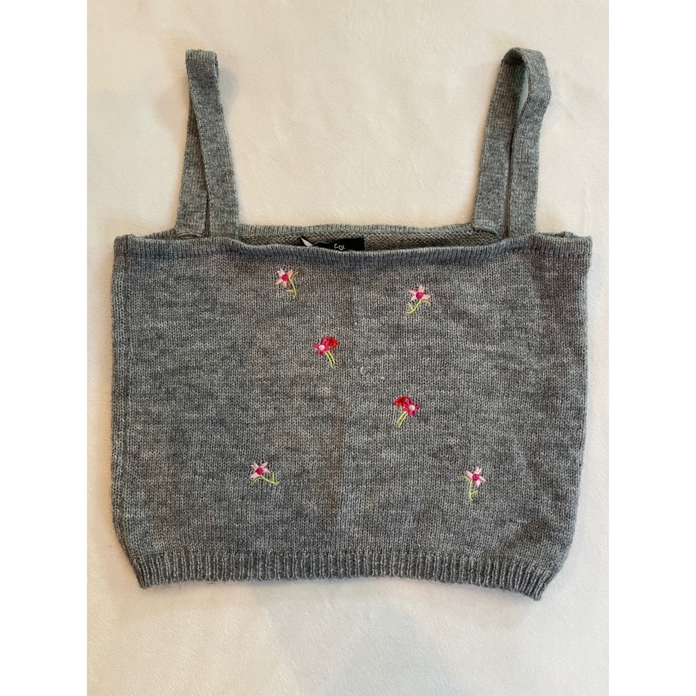 Witty Fox Young Contemporary Gray Knit Floral Embroidered Camisole Crop Top XS